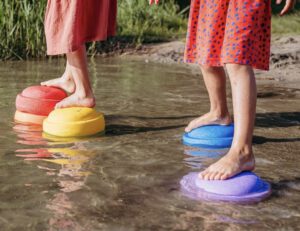 Stapelstein im Wasser