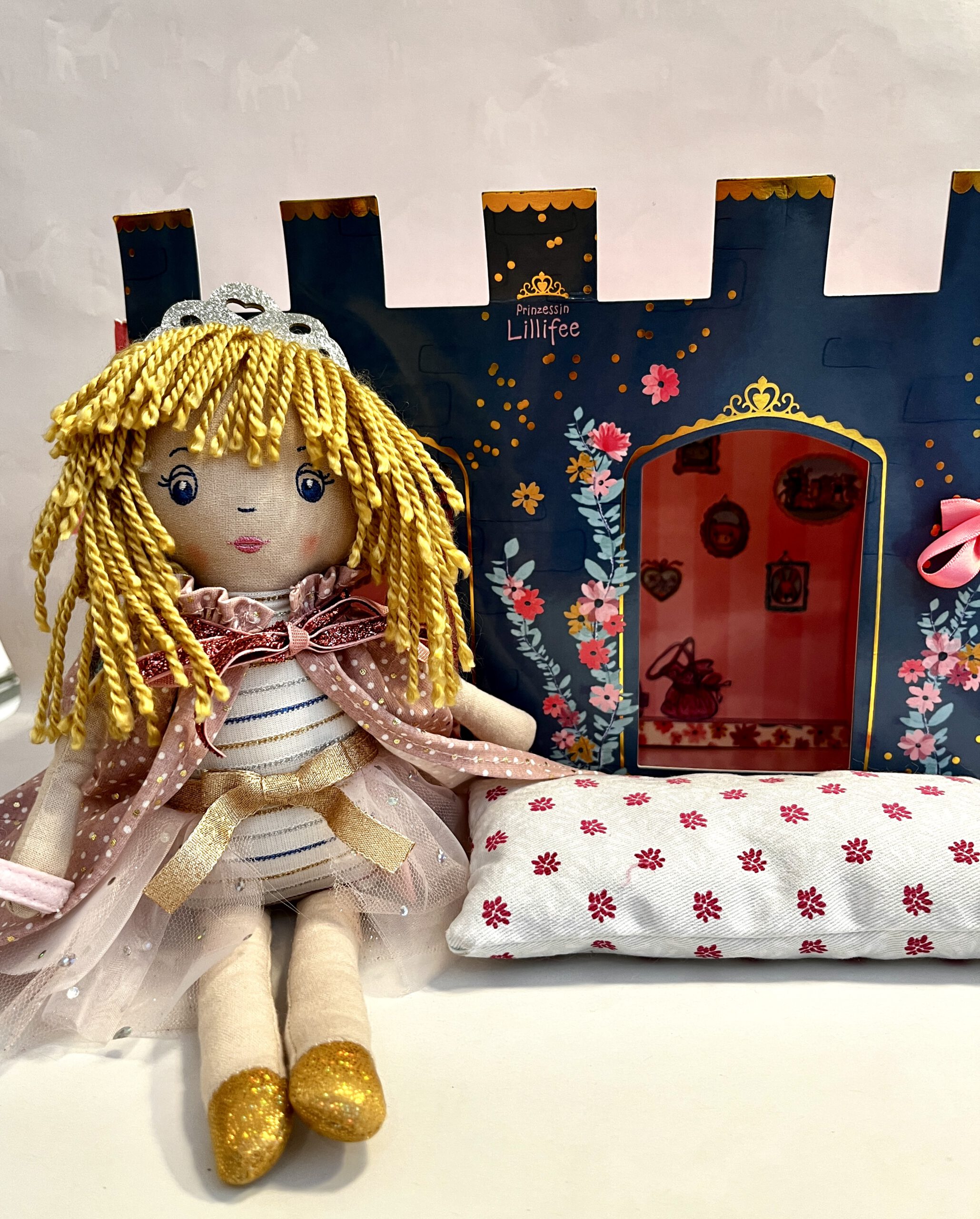 Puppe Prinzessin Lillifee Glitter&Gold mit Häuschen